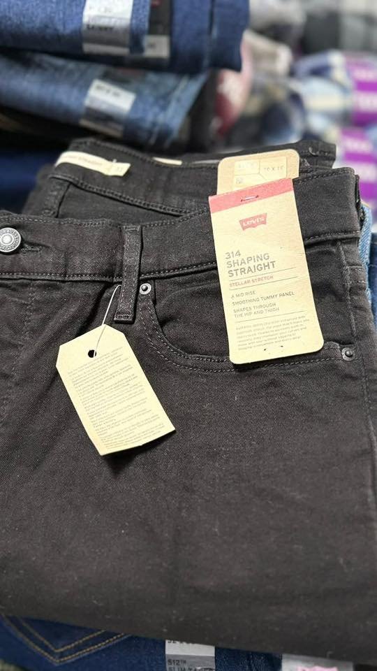 Wholesale Levi Jean Clothings Pallets - Image 11