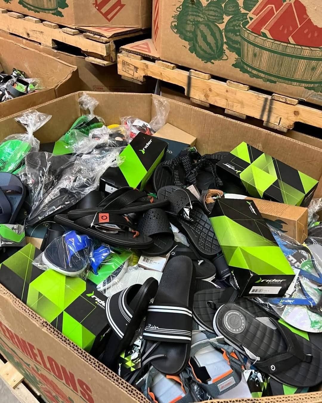 Wholesale Flip Flops Pallets - Image 2