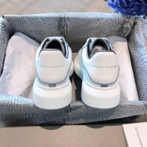Alexander McQueen Shoes Pallet Liquidation - Image 4