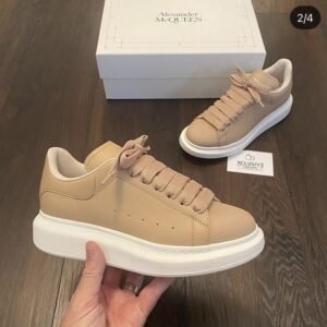 Alexander McQueen Shoes Pallet Liquidation - Image 5