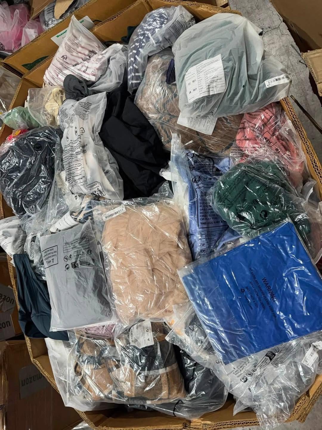Amazon Clothes Pallets Wholesale - Image 2
