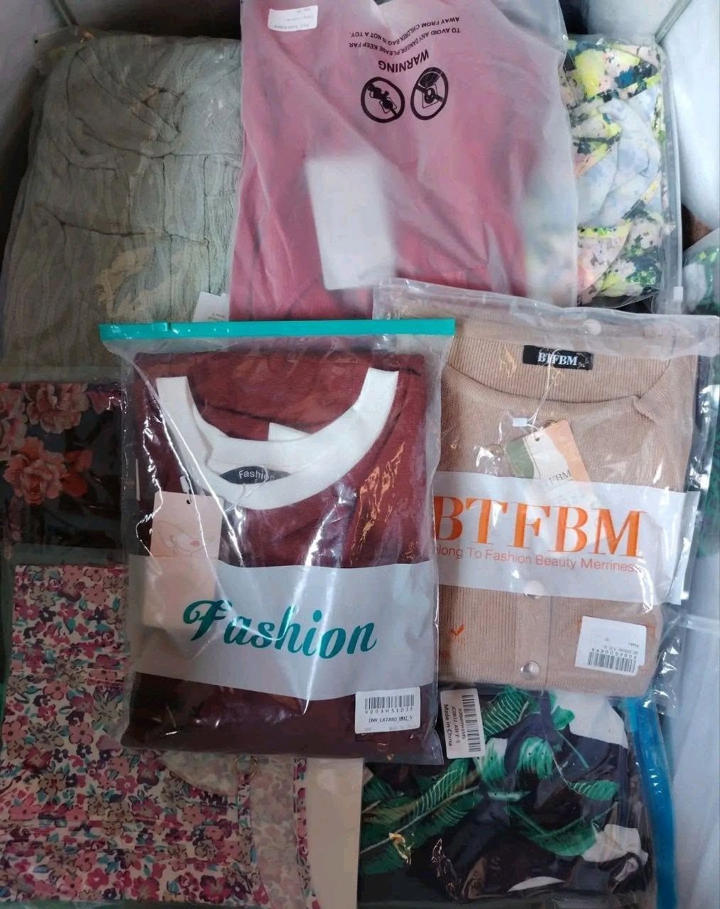 Amazon Clothes Pallets Wholesale - Image 8