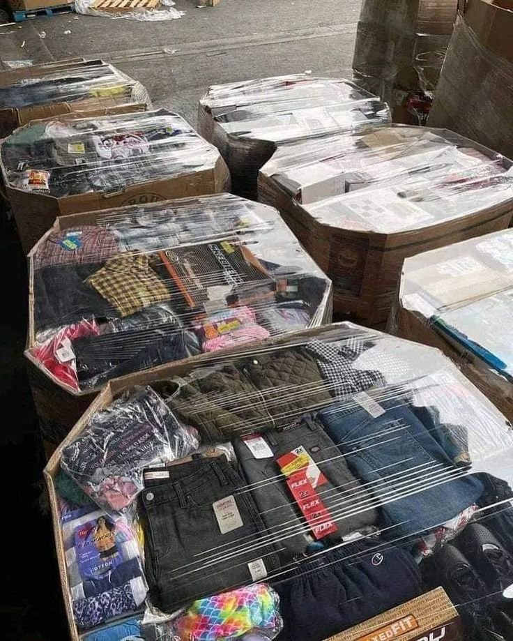 Amazon Clothing Truckload