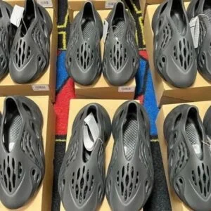 Bulk Yeezy Foam Pallets - Image 3