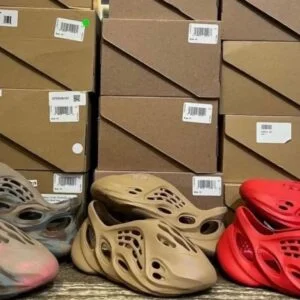 Bulk Yeezy Foam Pallets - Image 6