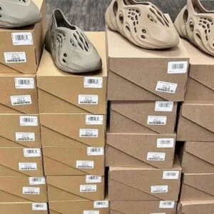 Bulk Yeezy Foam Pallets - Image 5
