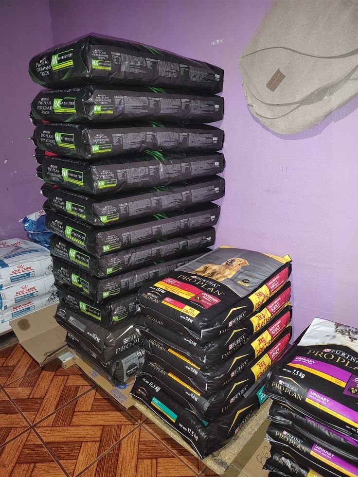 Cat food pallets for sale - Image 4