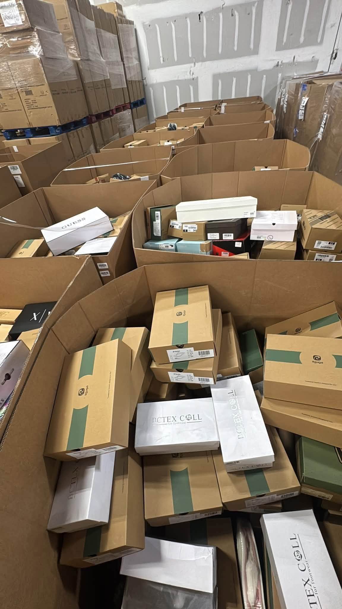 Children’s Shoe Liquidation Pallets