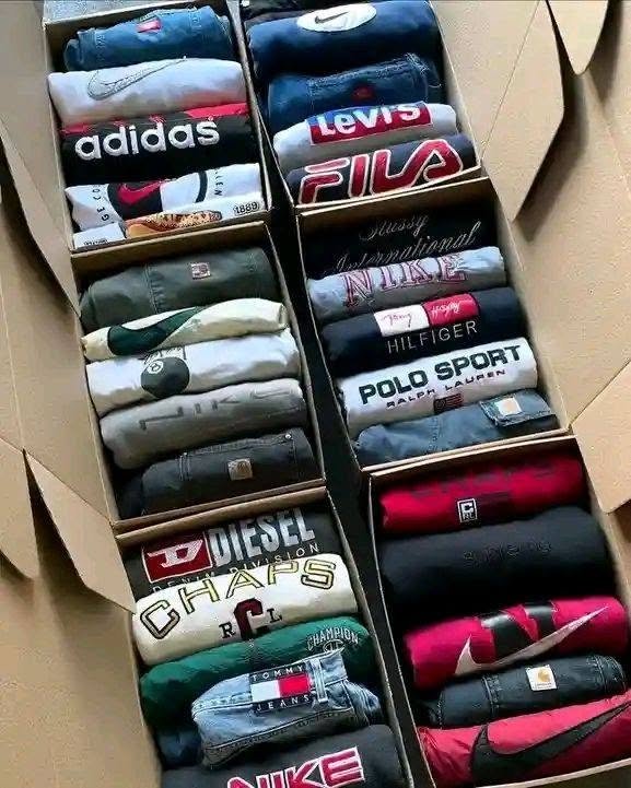 Clothing Overstock Wholesale Pallets - Image 5