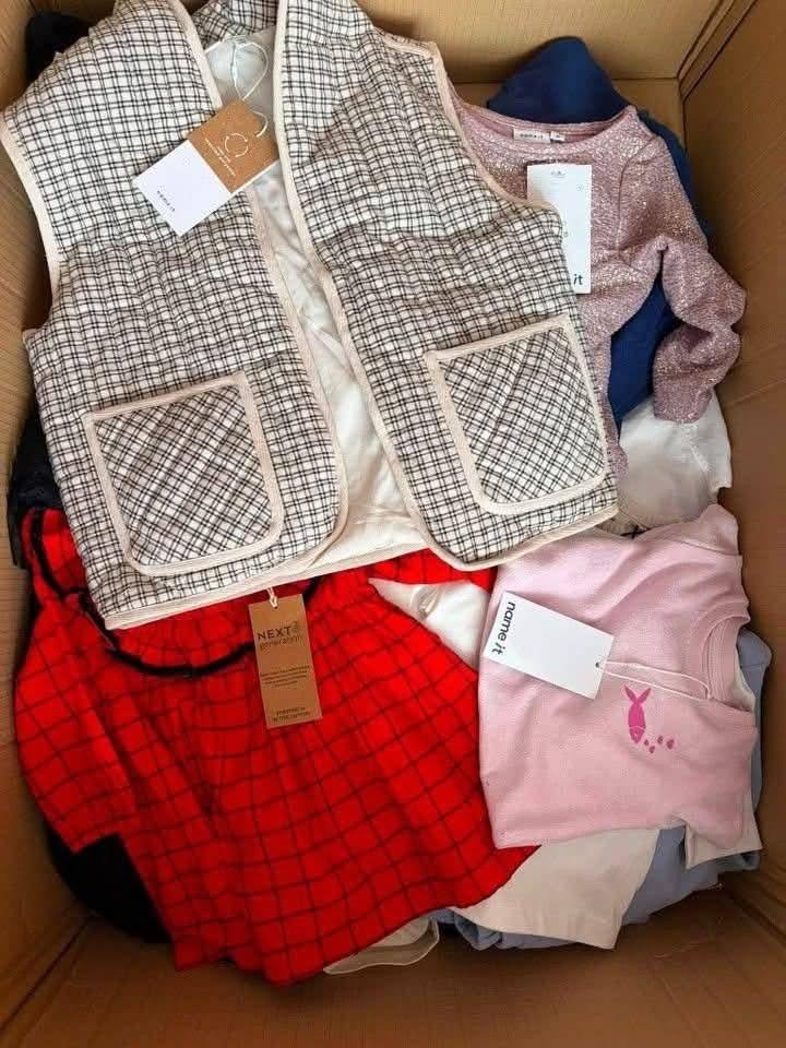 Kids Clothes Pallets - Image 9