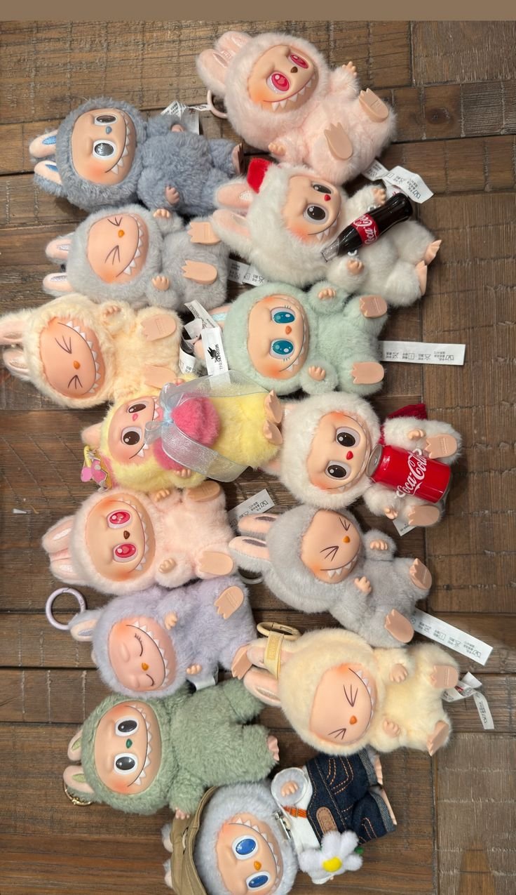 Labubu Monster Doll Pallets - Image 5