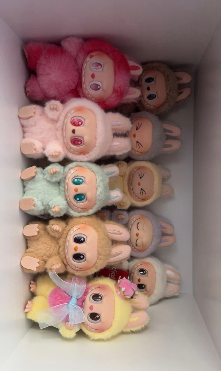 Labubu Monster Doll Pallets - Image 2