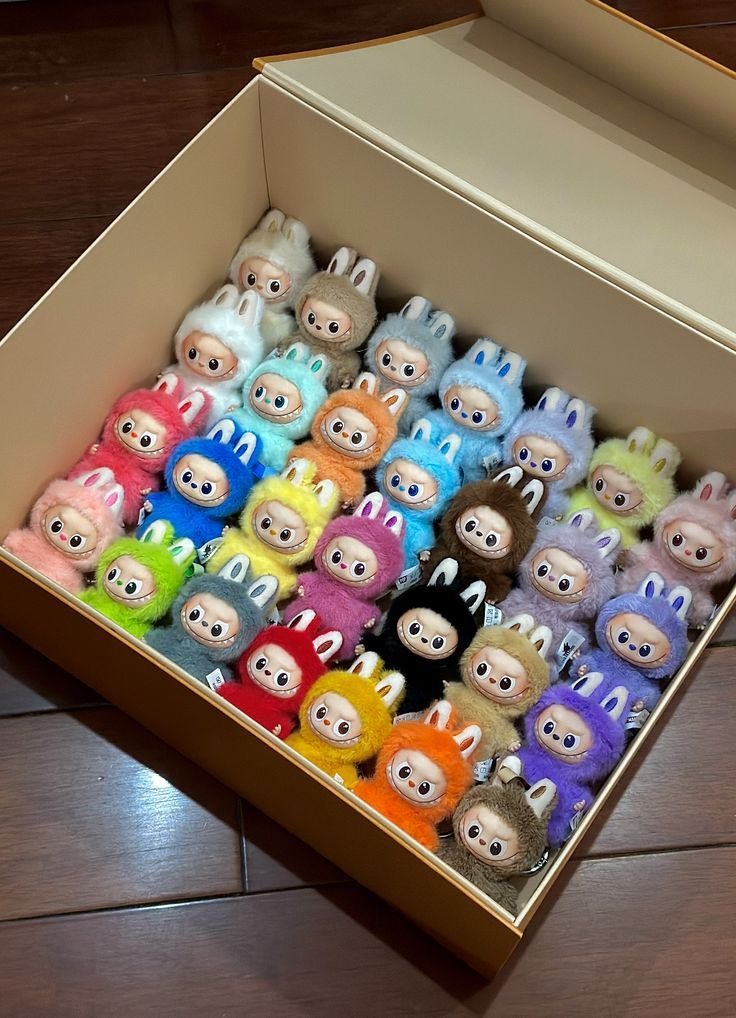 Labubu Monster Doll Pallets - Image 6