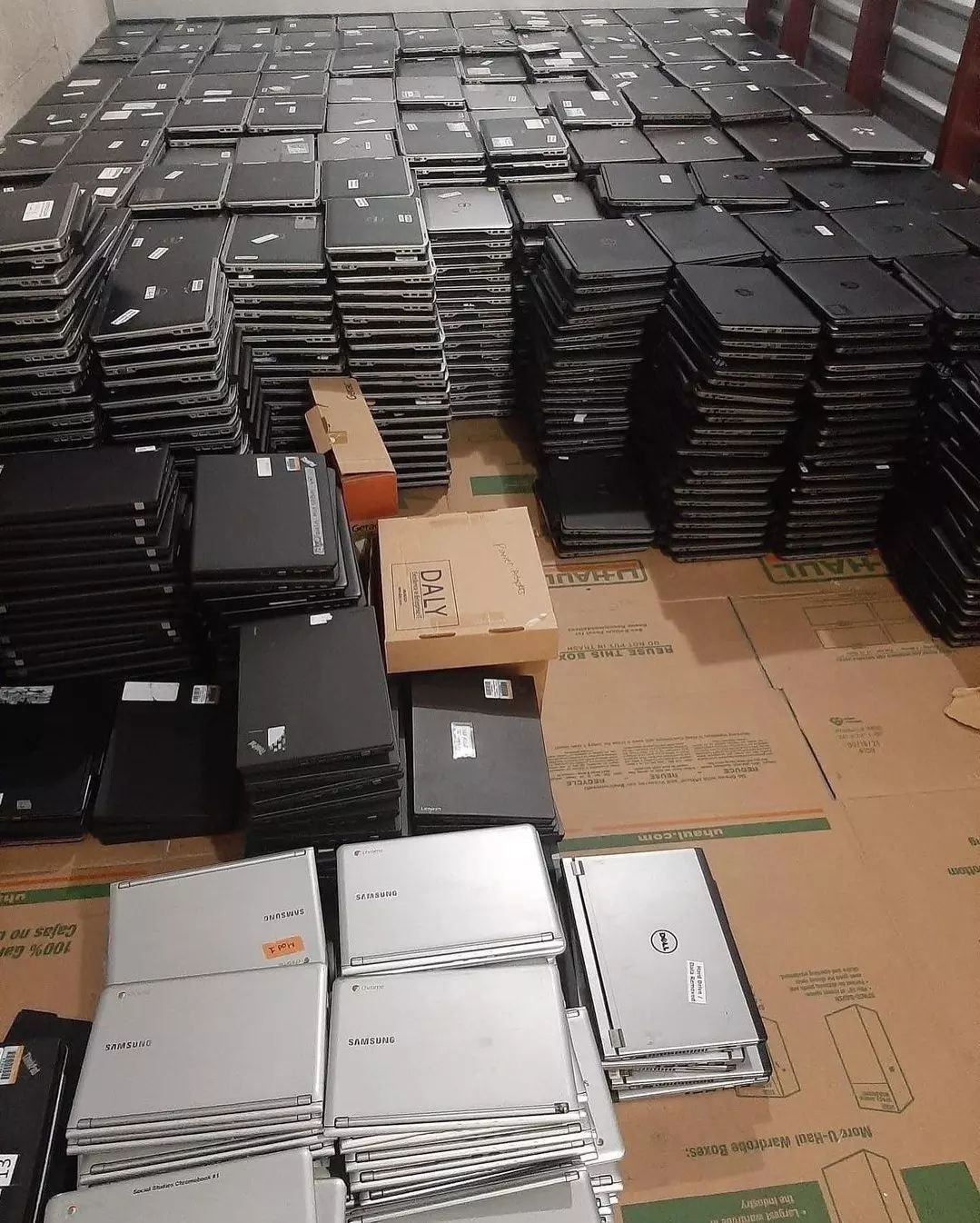 Laptop Pallets