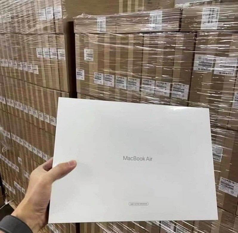 MacBook Air 2020 pallets - Image 5