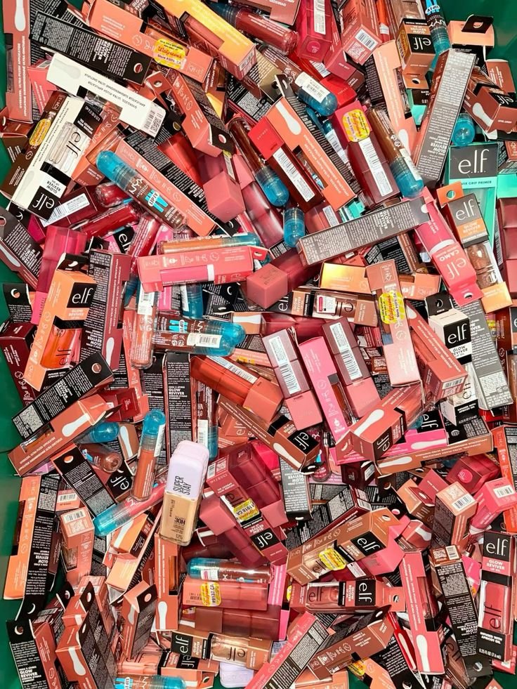 Makeup and Beauty Pallets - Image 12