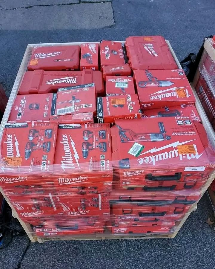 Milwaukee tool liquidation pallets - Image 5