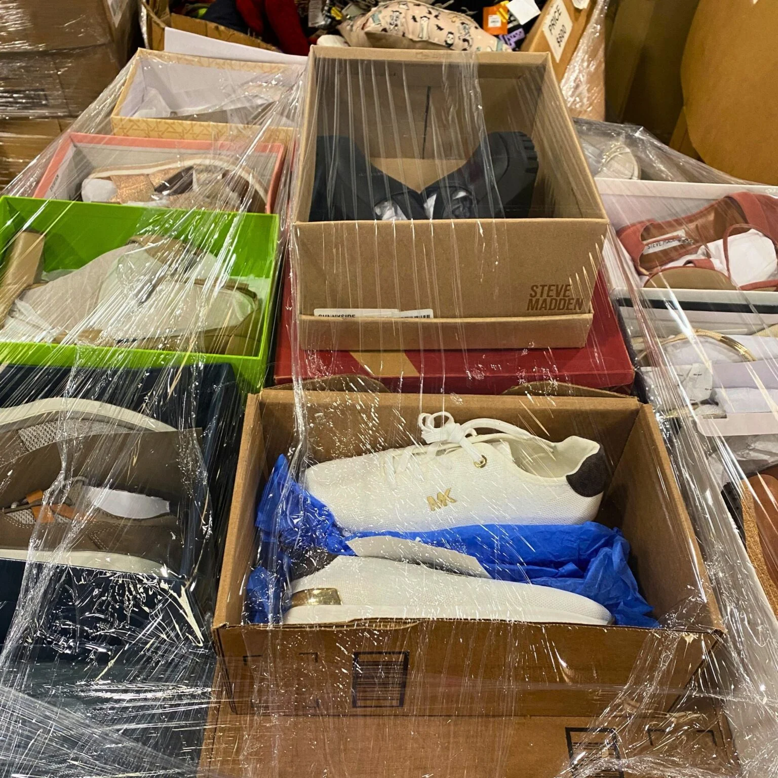 Pallet of Assorted Shoes of Different Brands and Sizes (350 Pcs Pallet)