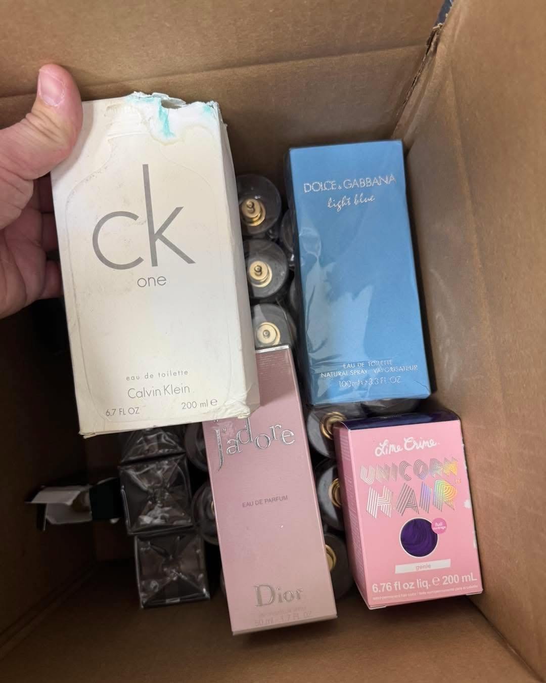 Perfume & Cologne Wholesale Pallets - Image 3