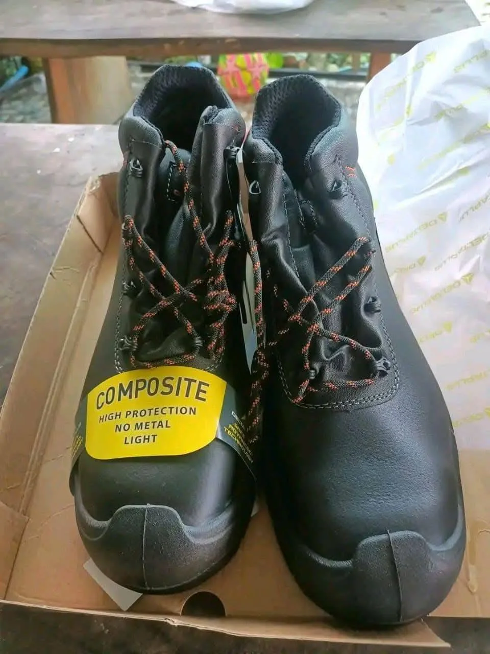 Work Boots Pallets