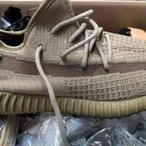 Yeezy Sneakers Pallets - Image 5
