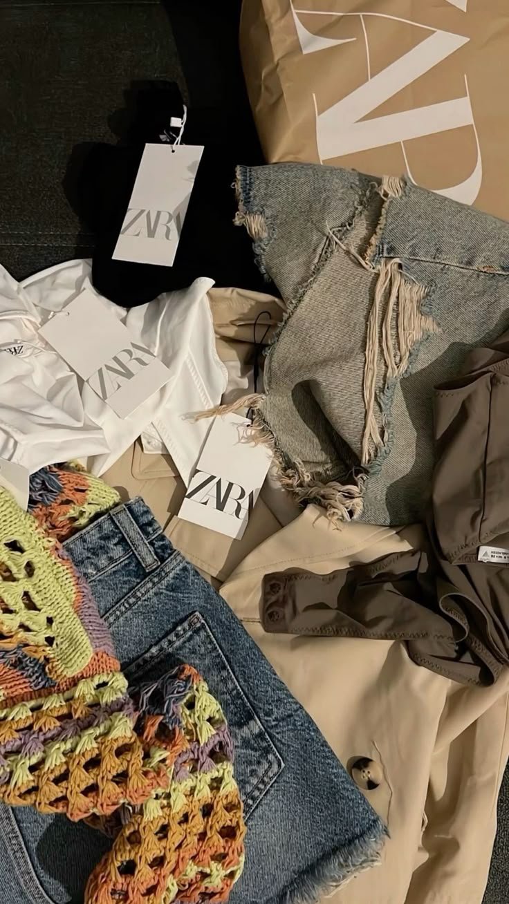Zara Clothing Pallets Wholesale