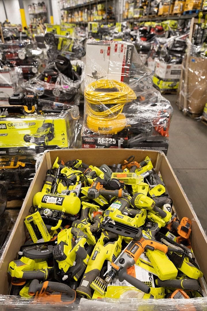Dewalt and Ryobi tool pallets