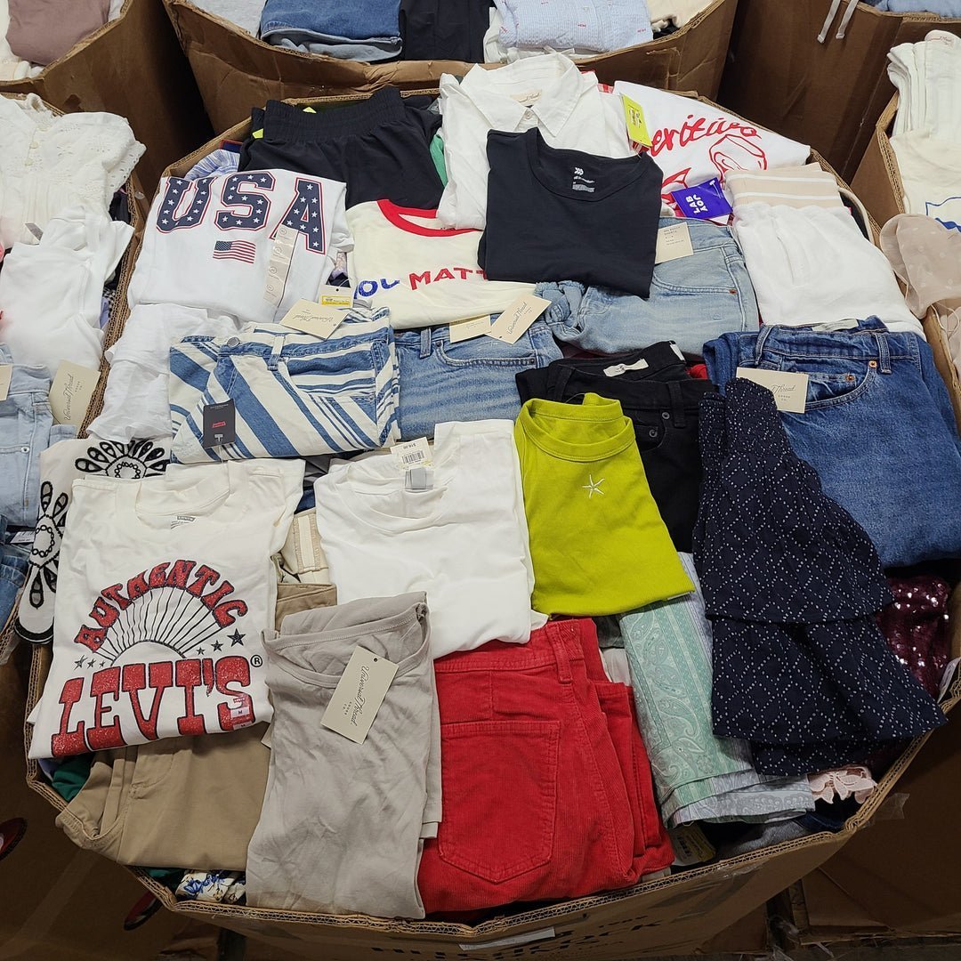 Target Women's Clothing Pallets - Image 18