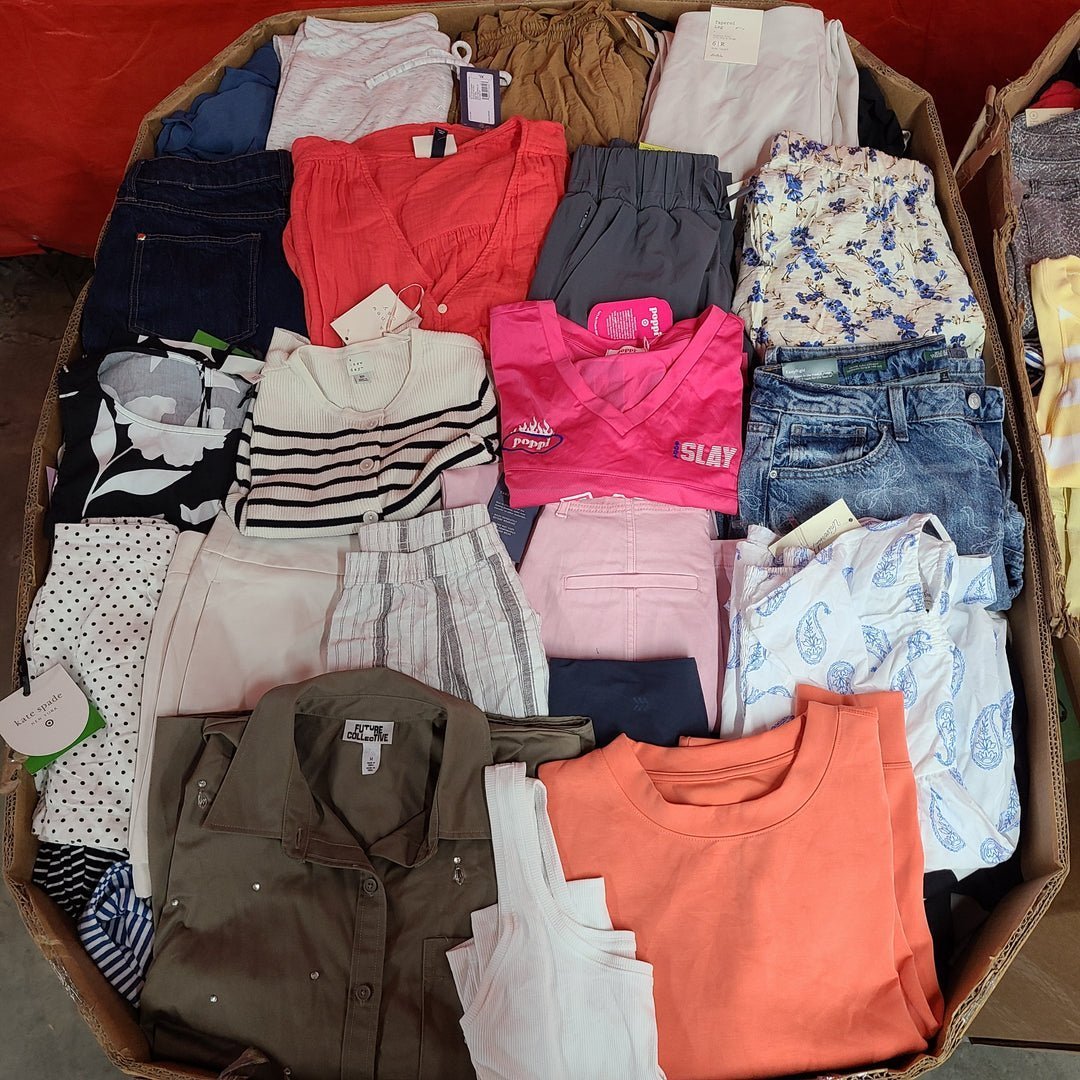 Target Women's Clothing Pallets - Image 4