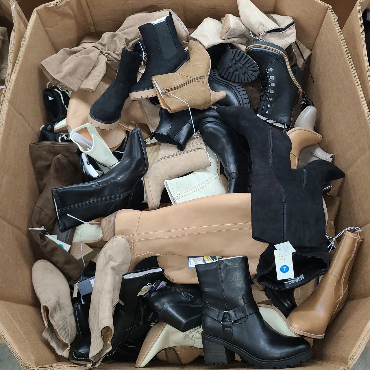 Truckload Women's Boots - Image 3