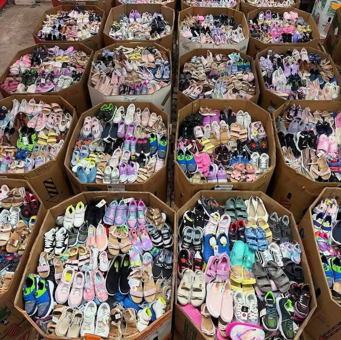 Kids Shoes Pallets