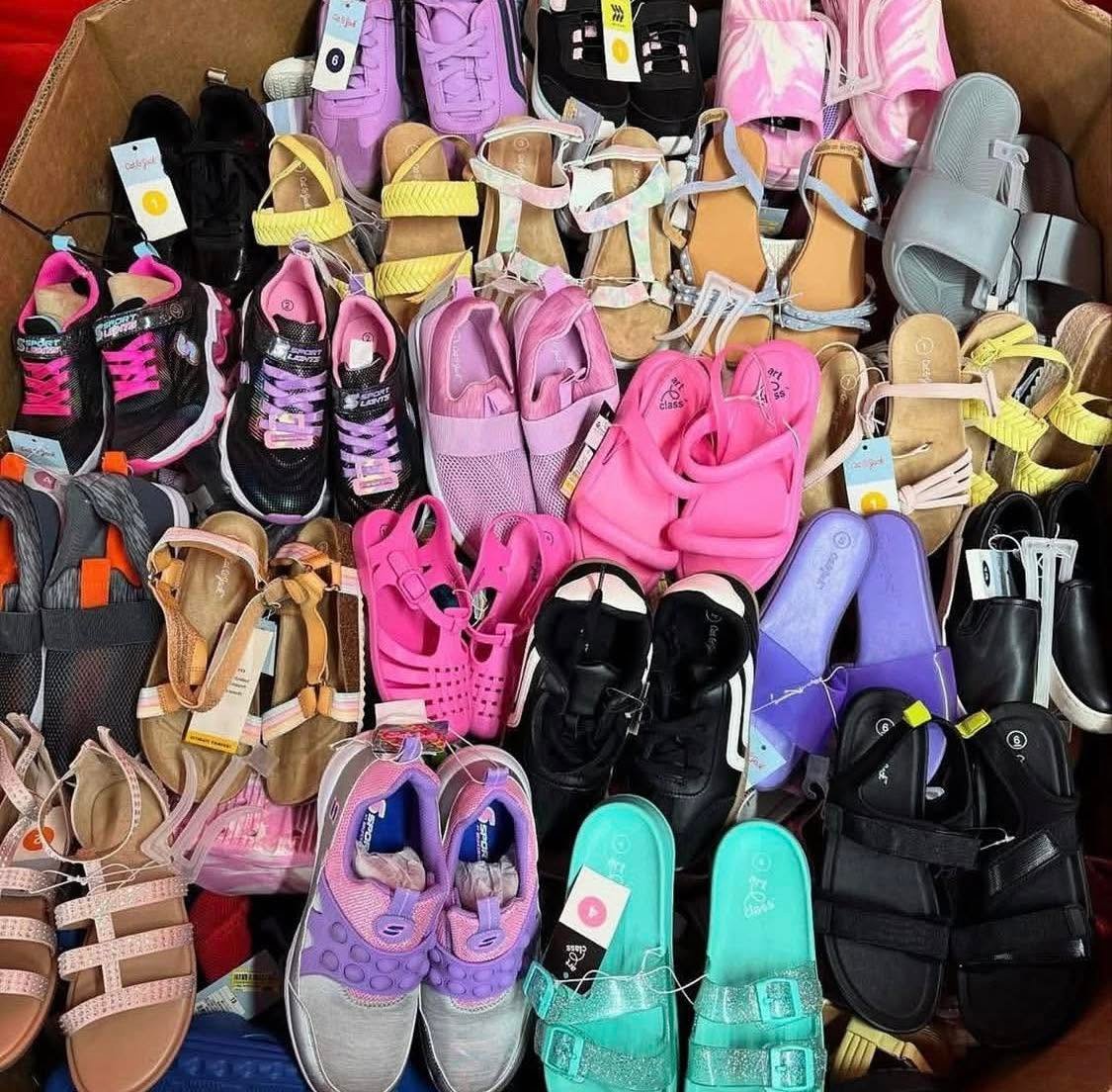 Kids Shoes Pallets - Image 4