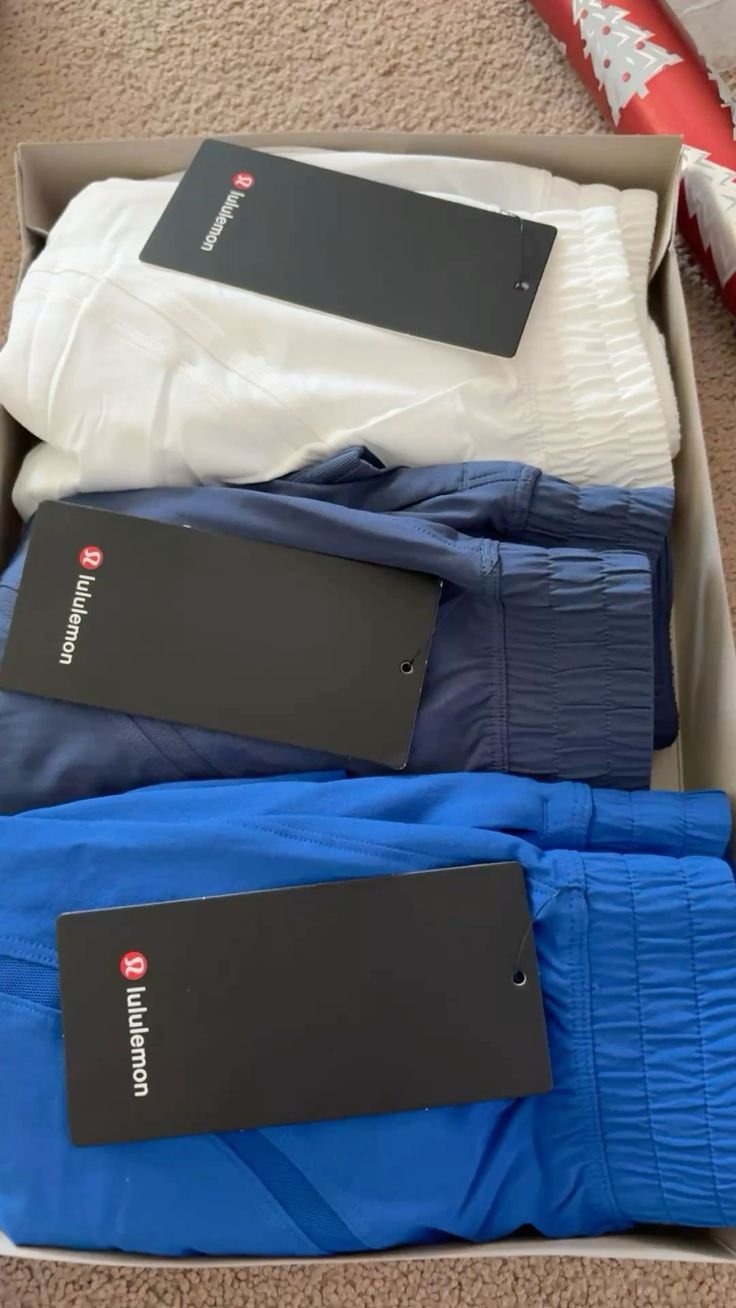 Lululemon pallets for sale - Image 5