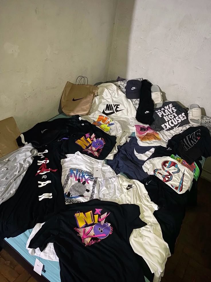 Nike Crew Neck T-Shirts Pallet - Image 3
