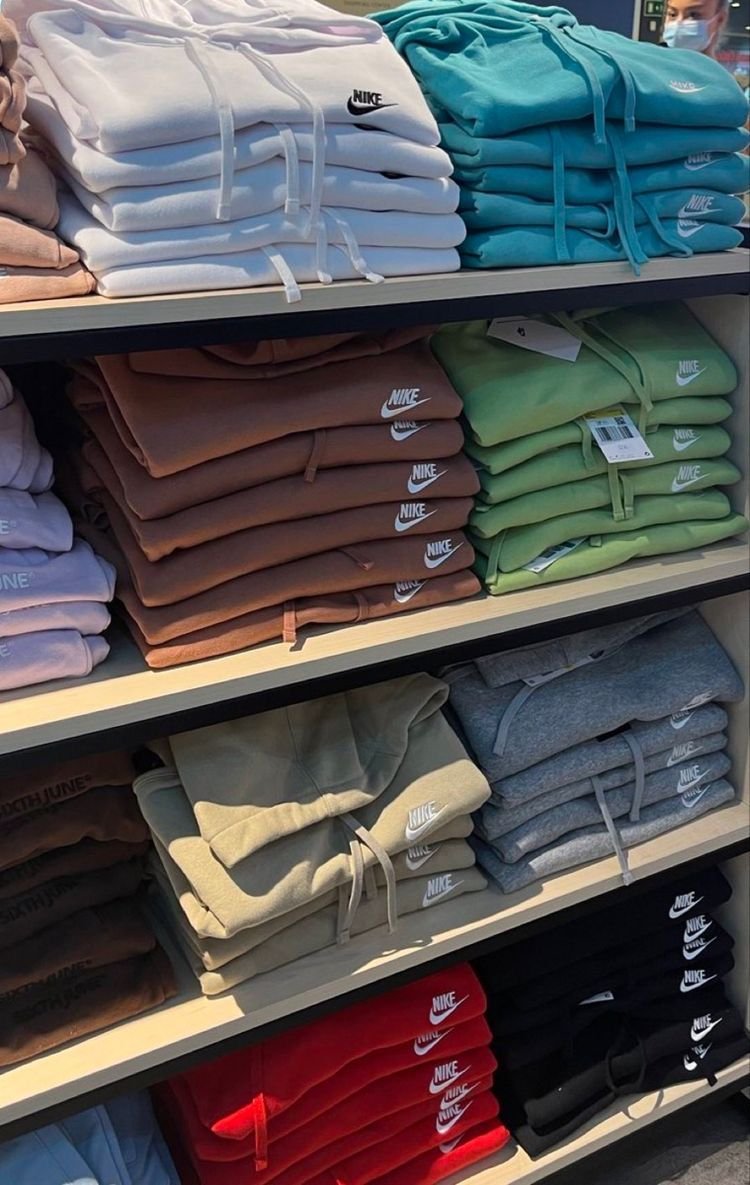 Nike Pullovers Pallet - Image 2