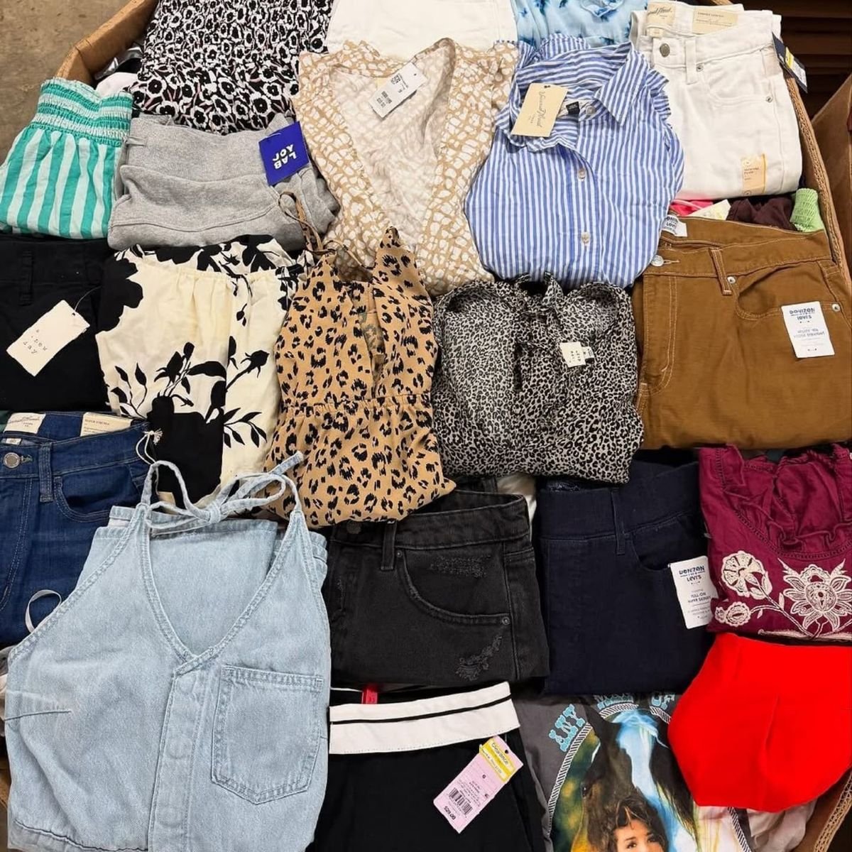 Target Clothing Pallets - Image 3