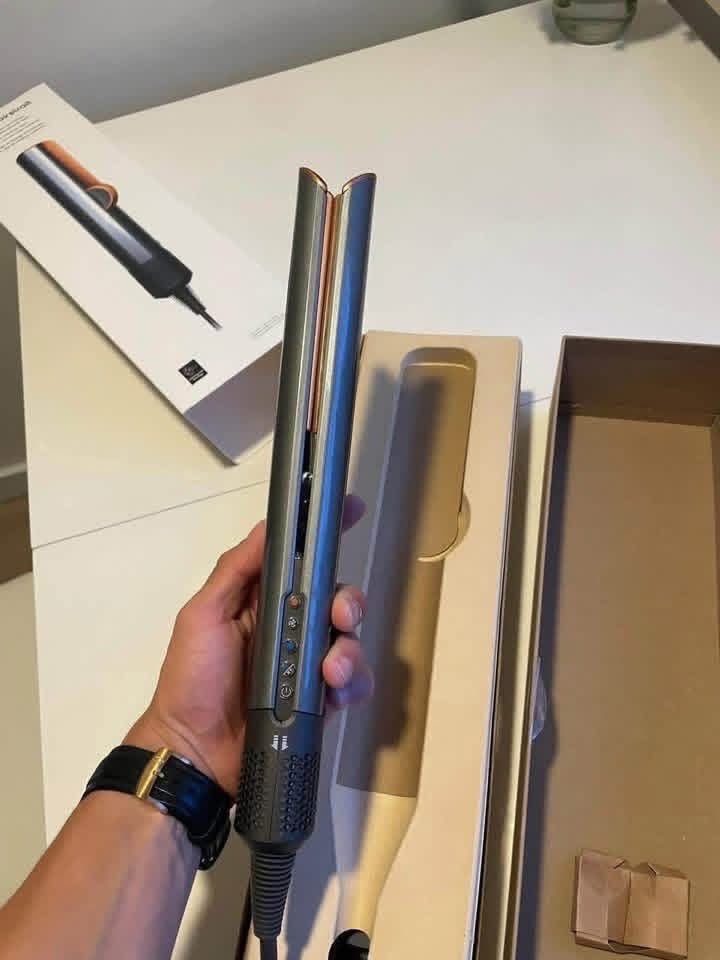 Dyson Airstrait Straightener Pallet - Image 3