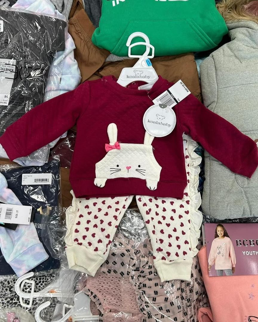 Baby Clothing Pallet