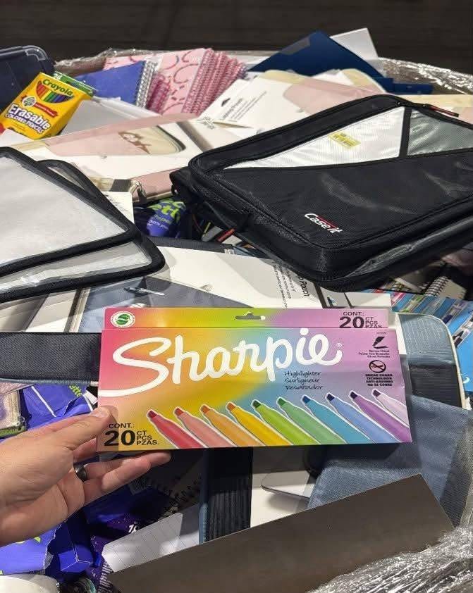Wholesale School Supply Pallets - Image 10
