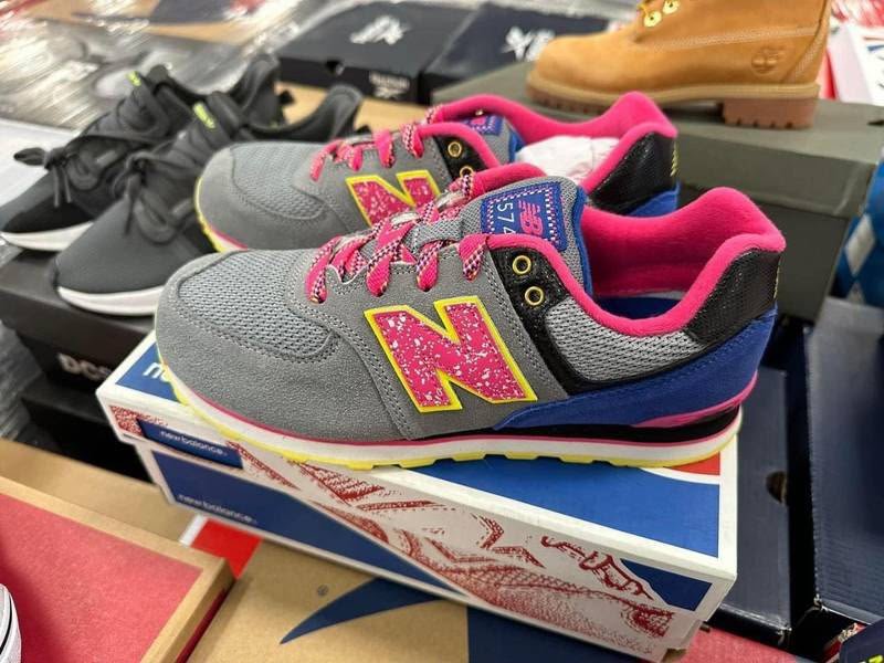 Wholesale Tennis Shoes Pallets - Image 2