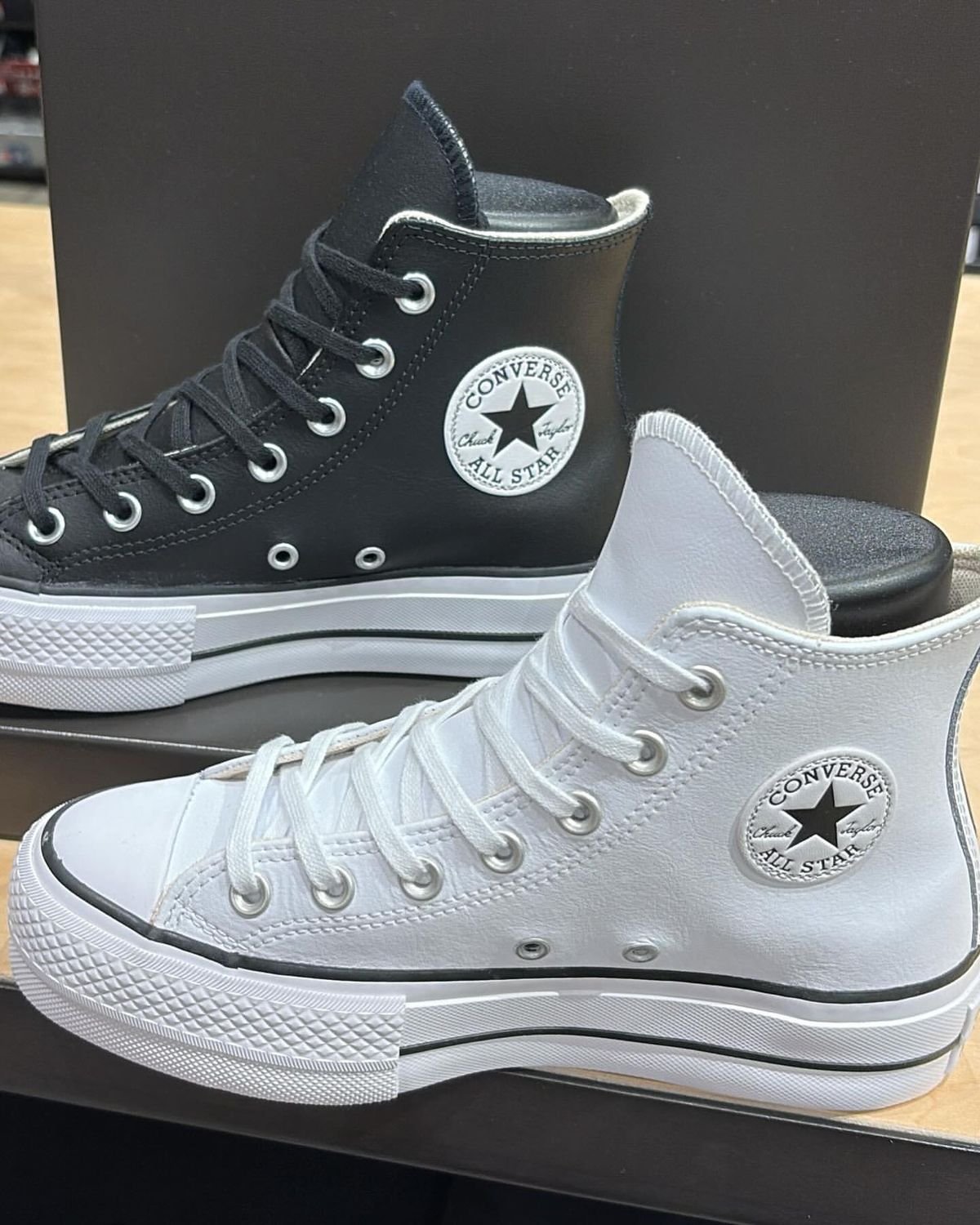 Wholesale Converse Pallets - Image 9