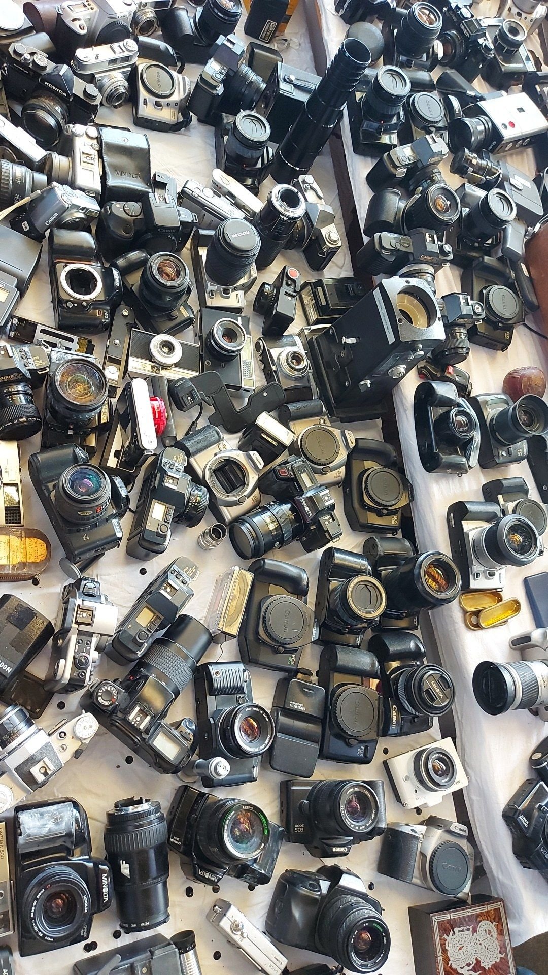 Mixed Camera Pallets