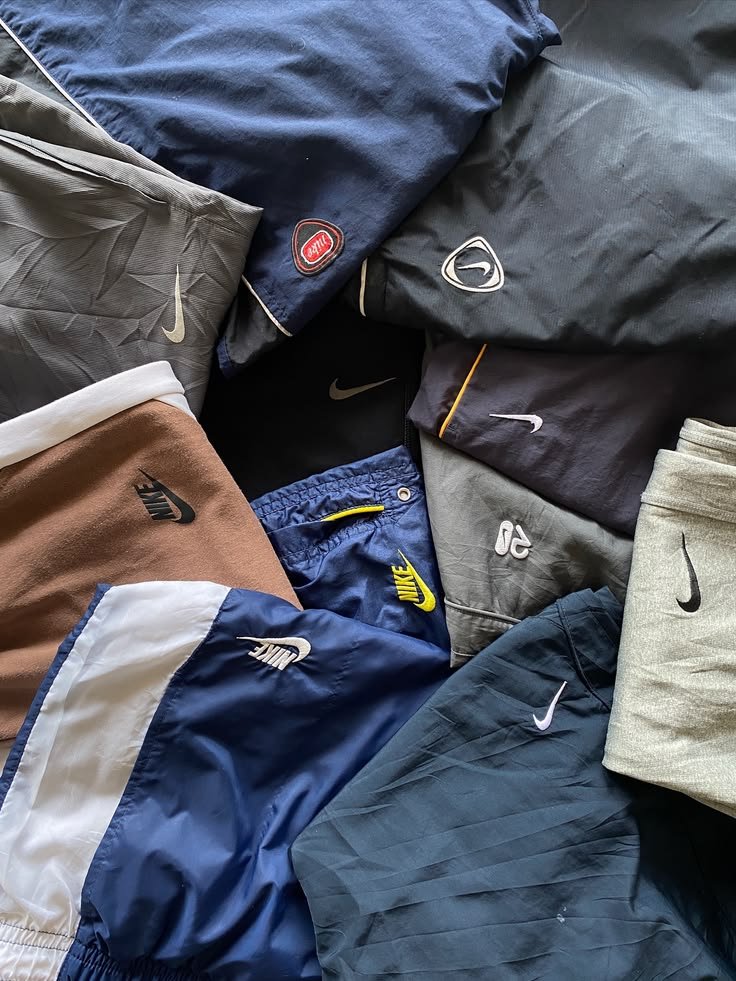 Wholesale Branded Track Suits Pallets - Image 8