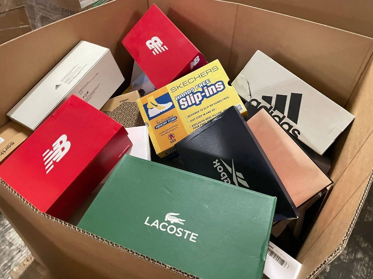 Wholesale Mixed Brand Shoes Pallets - Image 5