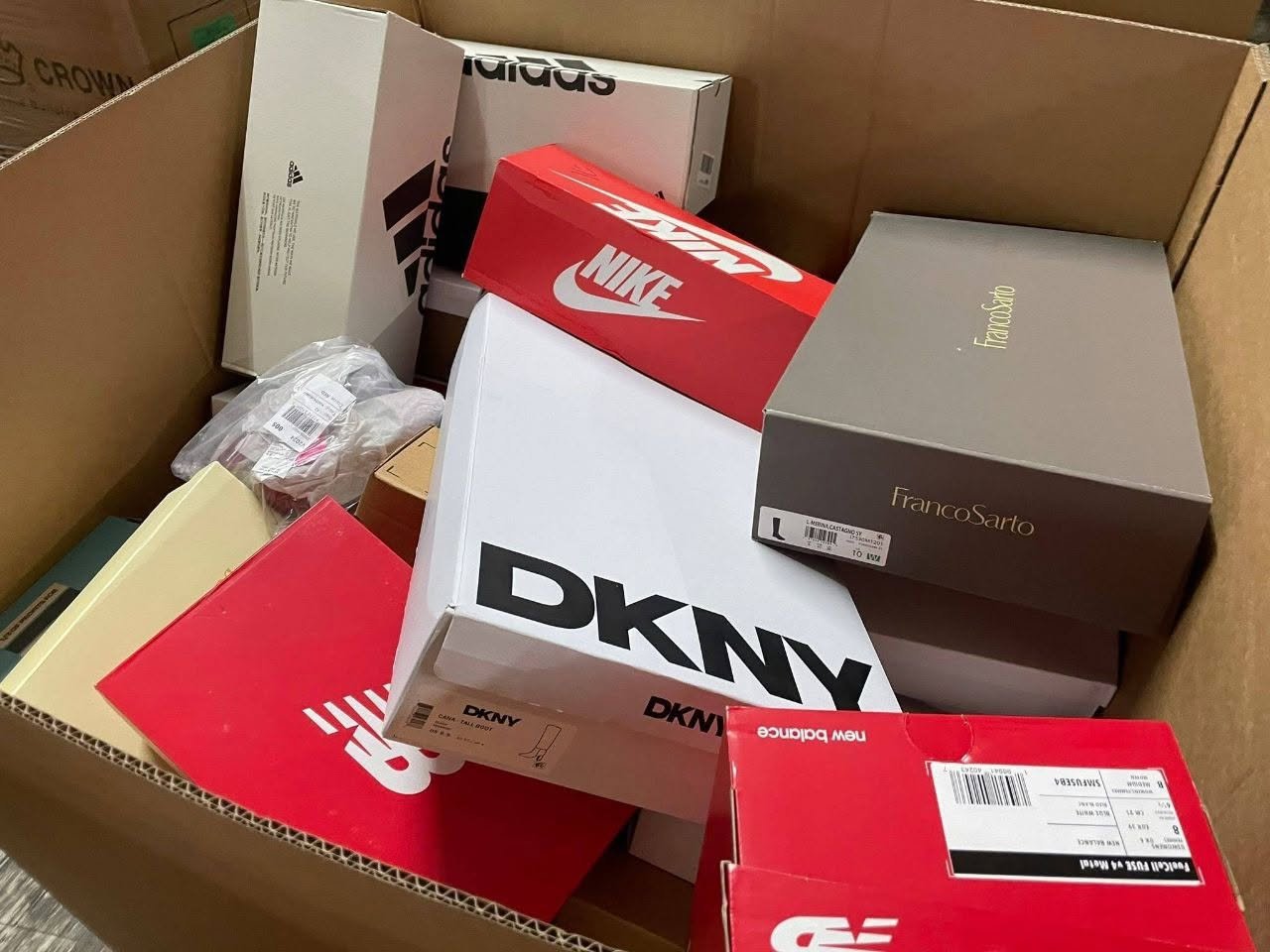 Wholesale Mixed Brand Shoes Pallets - Image 10