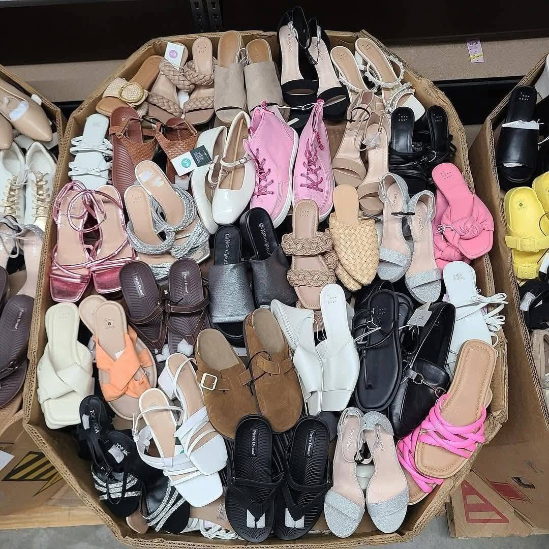 Women Wholesale Sandals Pallets